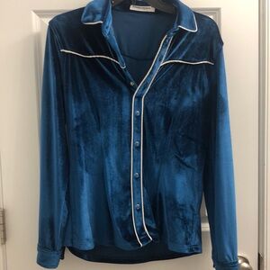 S ranch dressn performance shirt